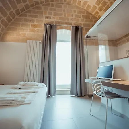 Bed & Breakfast Endea & Lounge Matera