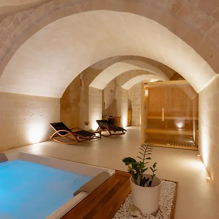 Endea & Lounge * Matera