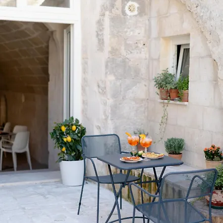 Endea & Lounge Bed & Breakfast *
