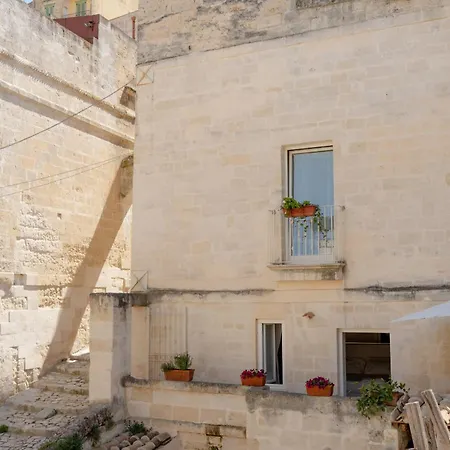 Endea & Lounge Bed & Breakfast Matera
