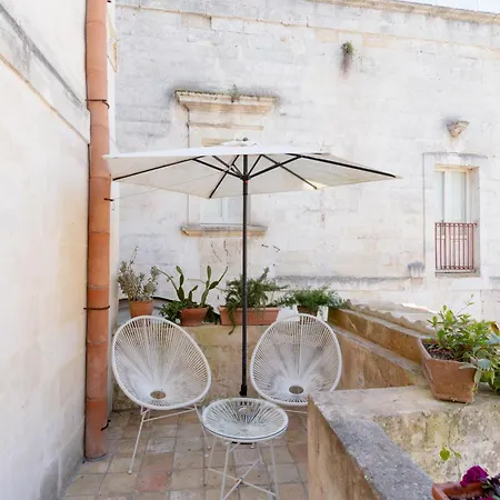 Bed & Breakfast Endea & Lounge Matera