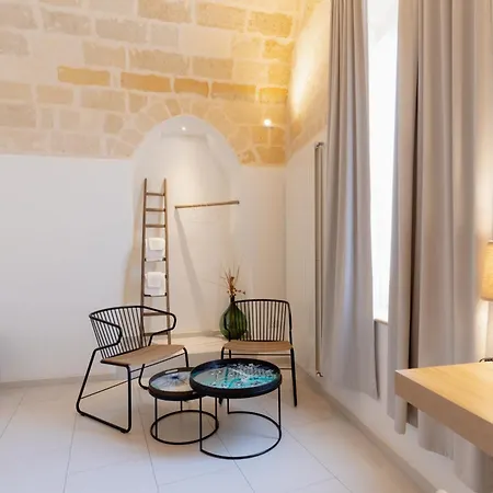 Endea & Lounge * Matera