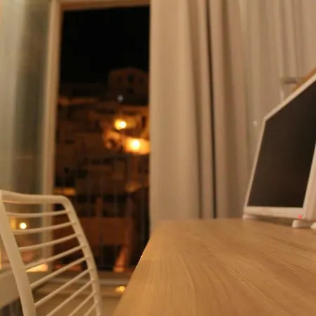 Bed & Breakfast Endea & Lounge